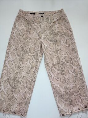 wild fable Beige Snake Print Capris